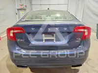 2015 Volvo S60 фото