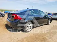 2015 Volvo S60 фото