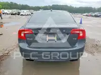 2015 Volvo S60 photo