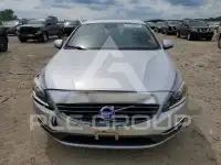 2015 Volvo S60 фото