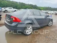 2015 Volvo S60 photo