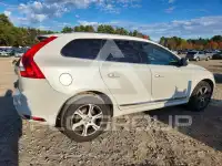 2015 Volvo XC60 фото