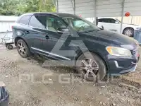2015 Volvo XC60 фото