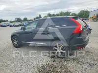2015 Volvo XC60 photo