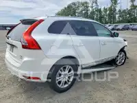 2015 Volvo XC60 photo