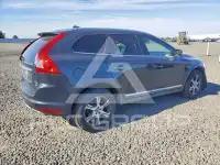 2015 Volvo XC60 photo