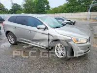 2015 Volvo XC60 photo