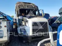 2015 Volvo VNL фото