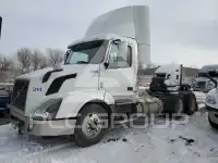 2015 Volvo VNL фото