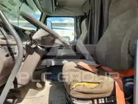2015 Volvo VNL photo