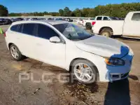 2015 Volvo V60 photo
