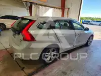 2015 Volvo V60 photo