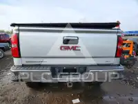 2015 GMC Sierra photo