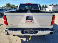 2015 GMC Sierra photo