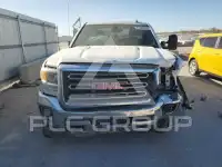 2015 GMC Sierra photo