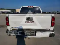 2015 GMC Sierra photo