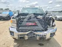 2015 GMC Sierra photo