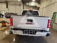 2015 GMC Sierra photo
