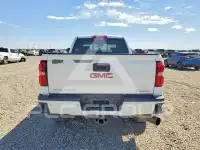 2015 GMC Sierra photo