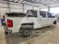 2015 GMC Sierra photo