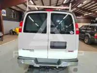 2015 GMC Savana photo