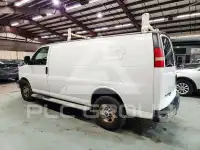 2015 GMC Savana photo