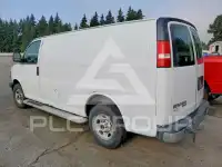 2015 GMC Savana photo