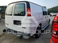 2015 GMC Savana photo