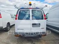 2015 GMC Savana фото