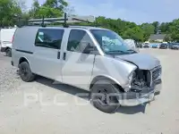 2015 GMC Savana photo