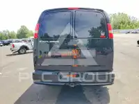 2015 GMC Savana photo