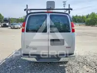 2015 GMC Savana photo