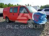 2015 GMC Savana фото