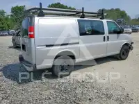2015 GMC Savana photo