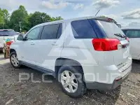 2015 GMC TERRAIN photo