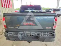 2015 GMC CANYON photo
