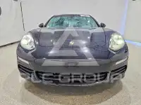 2015 Porsche Panamera photo