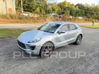 2015 Porsche MACAN photo