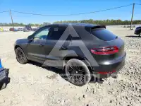 2015 Porsche MACAN photo