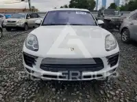 2015 Porsche MACAN photo