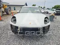 2015 Porsche MACAN photo