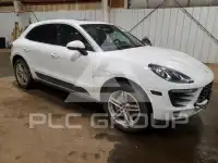 2015 Porsche MACAN photo