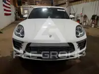 2015 Porsche MACAN photo