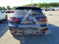 2015 Porsche MACAN photo