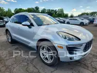 2015 Porsche MACAN photo