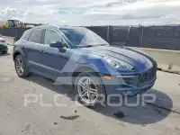 2015 Porsche MACAN photo