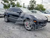 2015 Porsche MACAN photo
