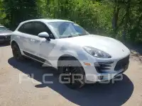 2015 Porsche MACAN photo