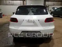 2015 Porsche MACAN photo