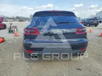 2015 Porsche MACAN photo